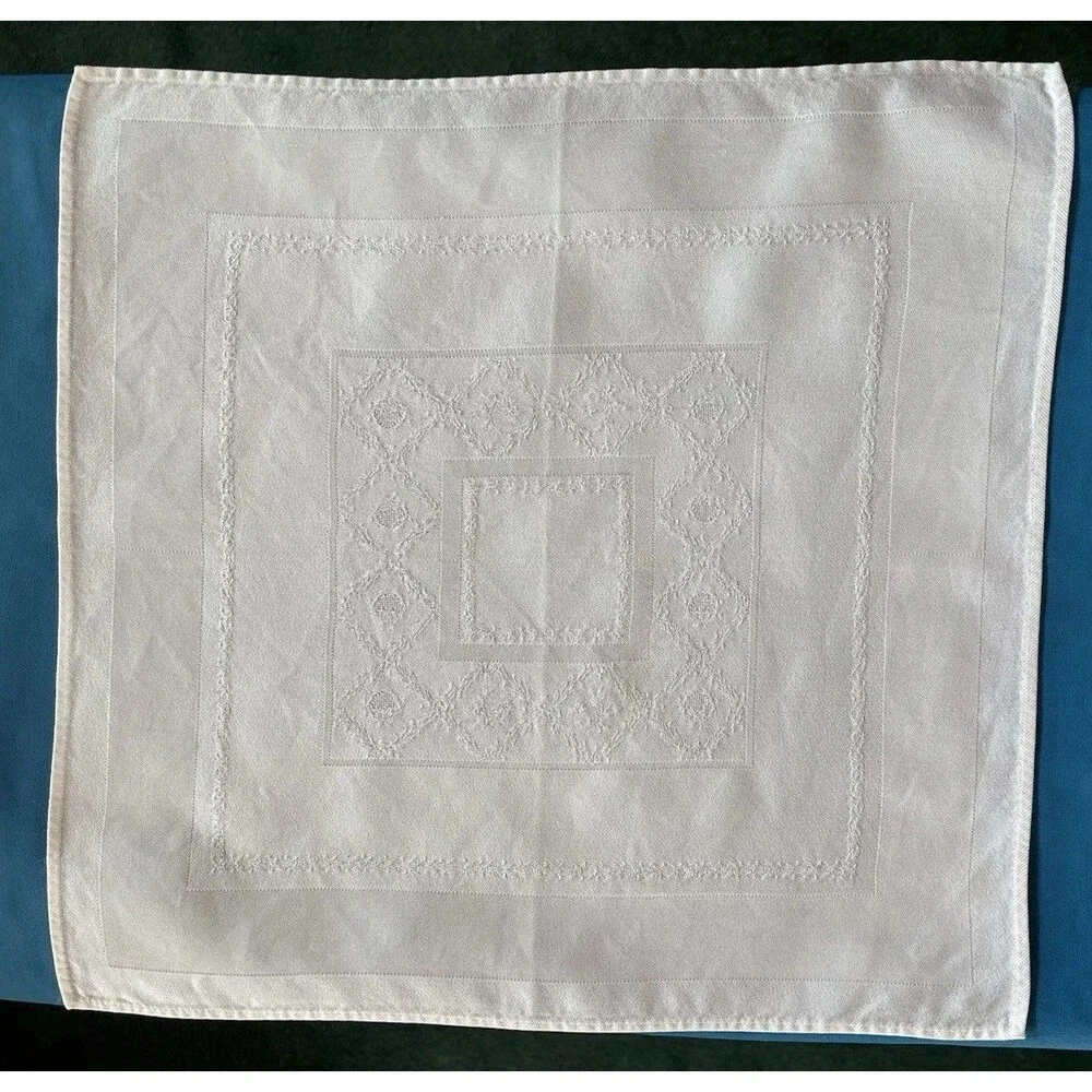 Vtg Set of 12 White Damask Linen Dinner Napkins Country Geometric 15